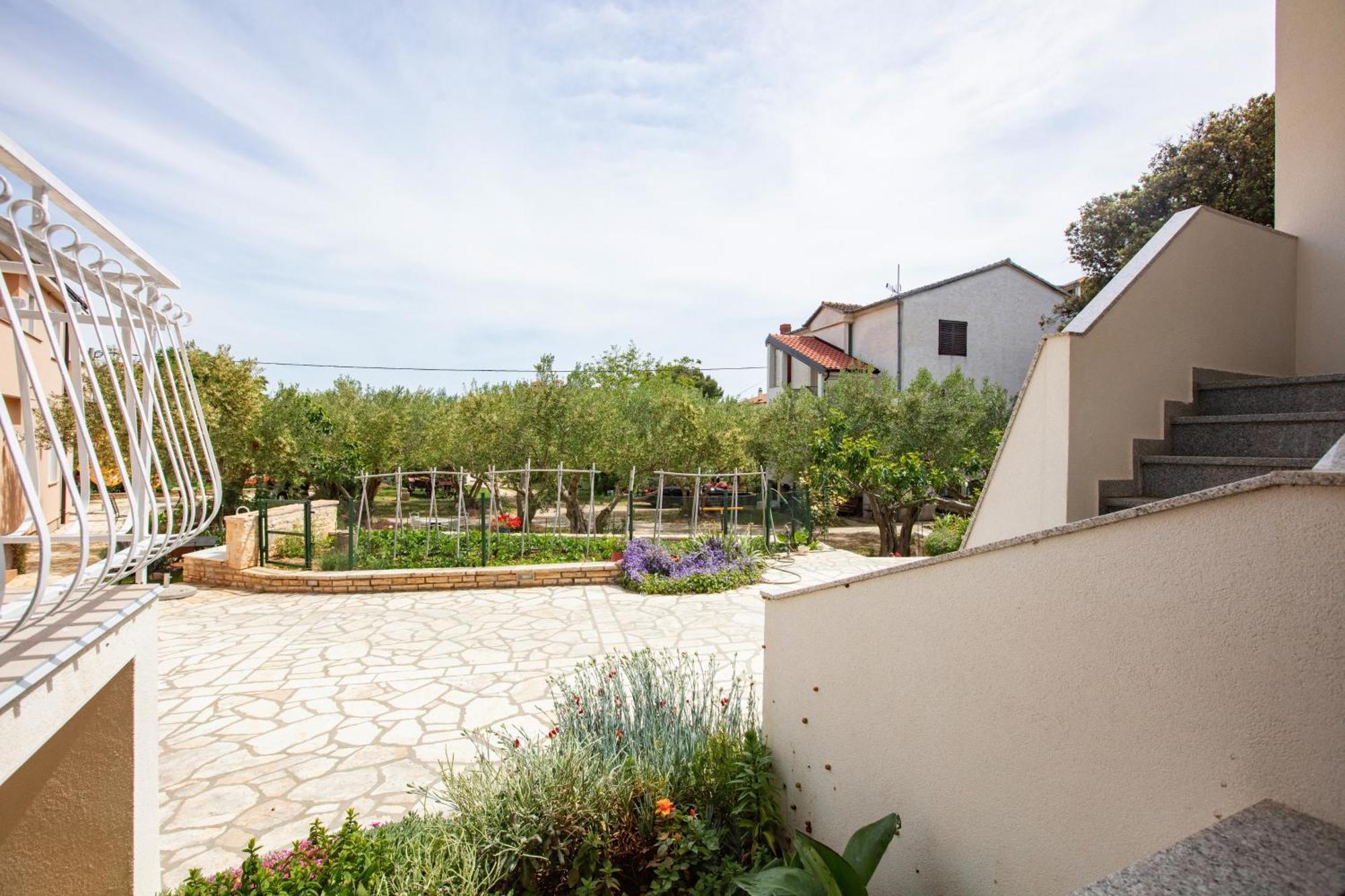 Apartments With A Parking Space Pakostane, Biograd - 22375 Exterior photo