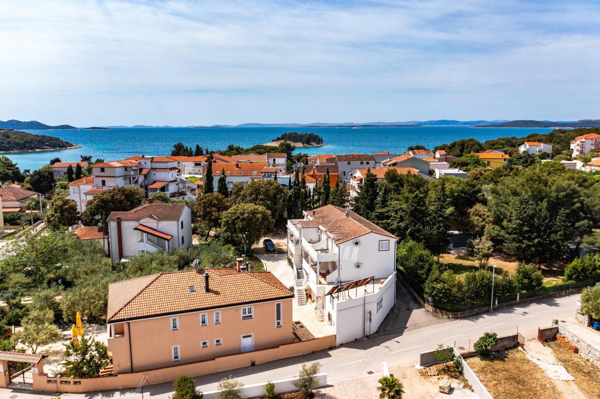 Apartments With A Parking Space Pakostane, Biograd - 22375 Exterior photo