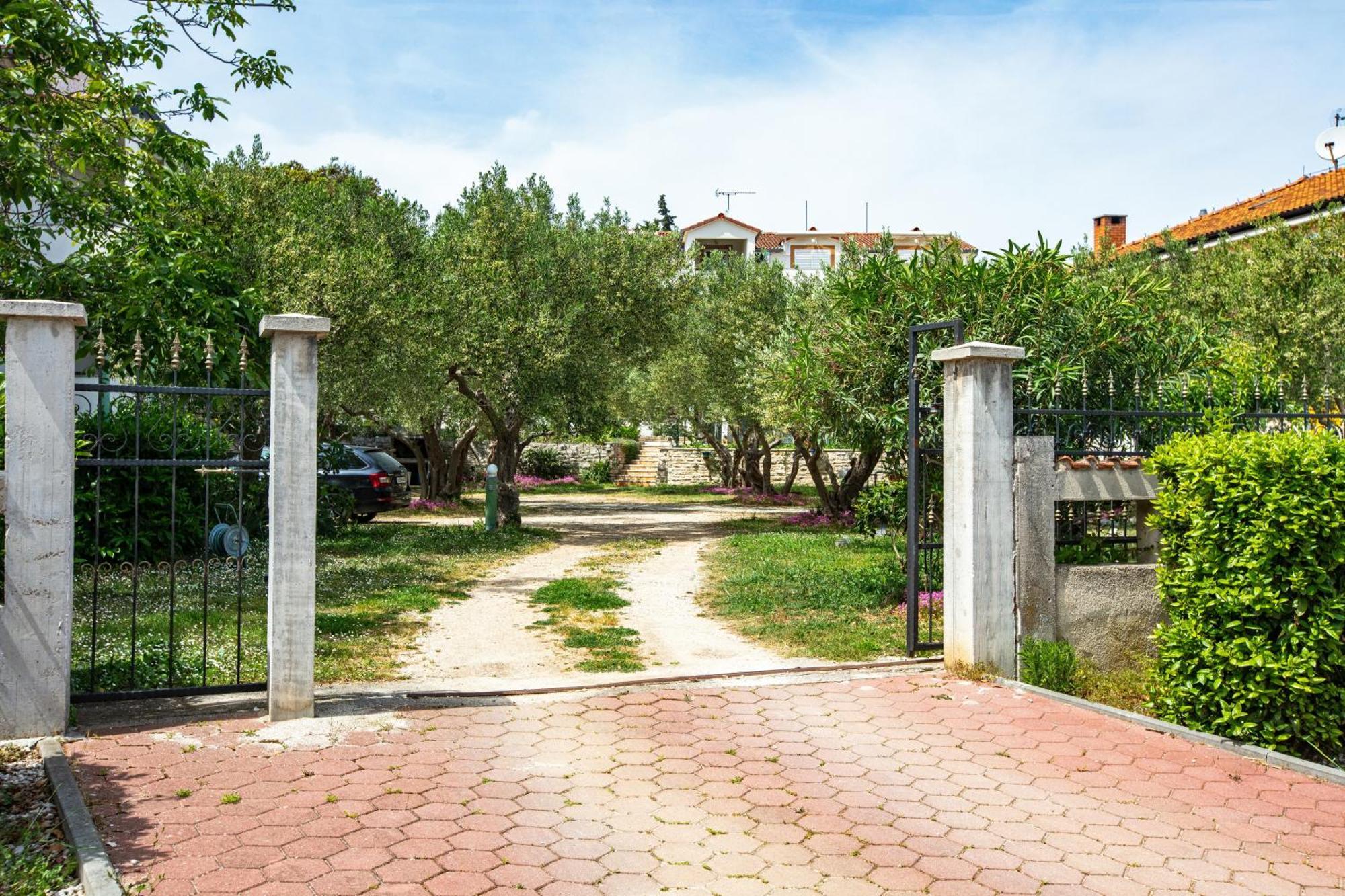 Apartments With A Parking Space Pakostane, Biograd - 22375 Exterior photo