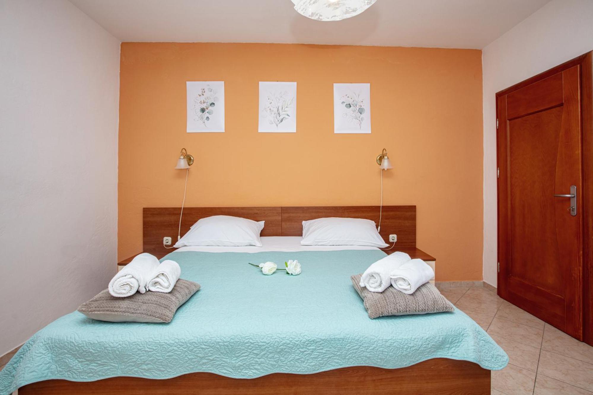 Apartments With A Parking Space Pakostane, Biograd - 22375 Room photo